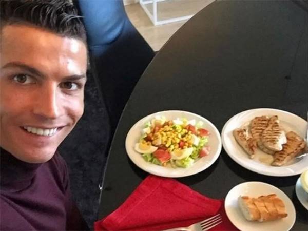Lịch trình 1 ngày của Ronaldo
